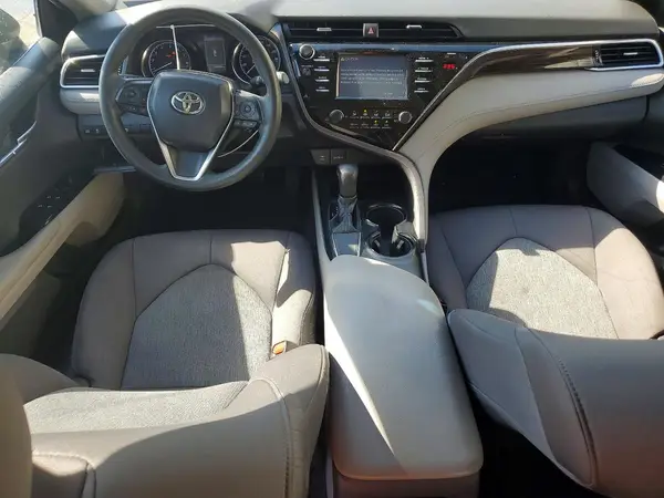 4T1B11HK0JU671000 2018 TOYOTA CAMRY - Image 8