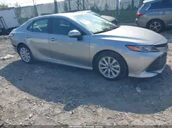 4T1B11HK0JU671529 2018 TOYOTA CAMRY