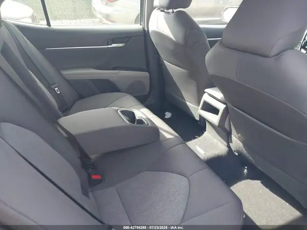 4T1B11HK0JU671529 2018 TOYOTA CAMRY - Image 8