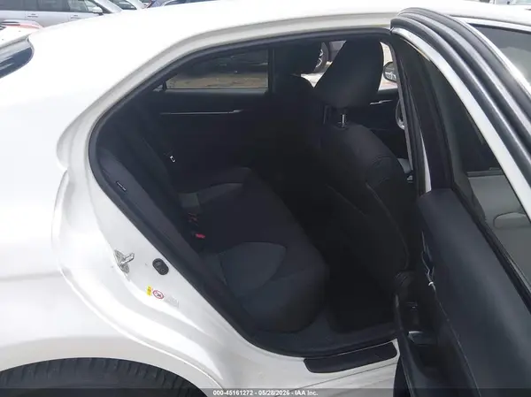 4T1B11HK0JU675239 2018 TOYOTA CAMRY - Image 8