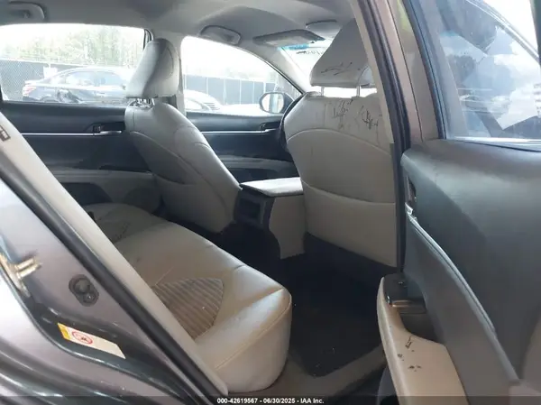 4T1B11HK0JU676858 2018 TOYOTA CAMRY - Image 8