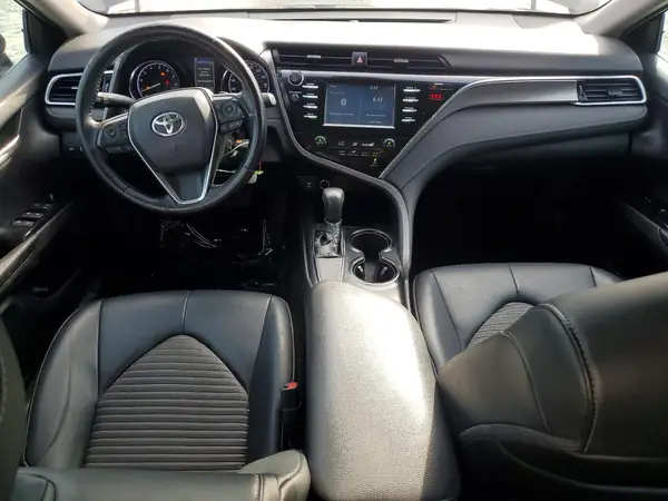 4T1B11HK0JU678772 2018 TOYOTA CAMRY - Image 8