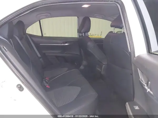 4T1B11HK0KU159979 2019 TOYOTA CAMRY - Image 8