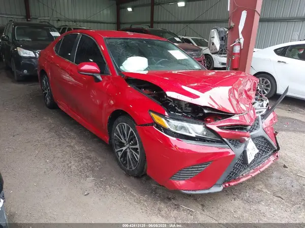 4T1B11HK0KU163434 2019 TOYOTA CAMRY - Image 1