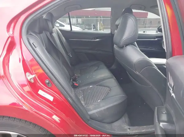 4T1B11HK0KU165166 2019 TOYOTA CAMRY - Image 8