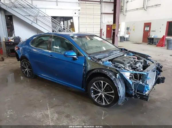 4T1B11HK0KU166706 2019 TOYOTA CAMRY - Image 1