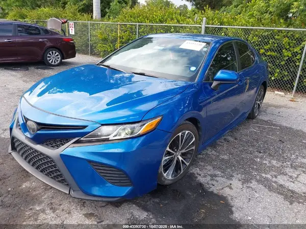 4T1B11HK0KU166978 2019 TOYOTA CAMRY - Image 2