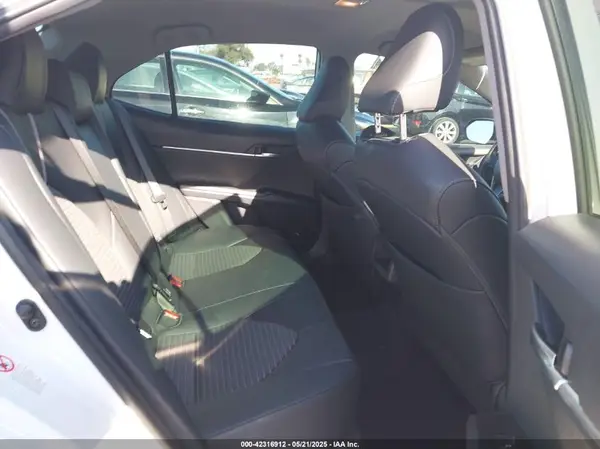 4T1B11HK0KU169346 2019 TOYOTA CAMRY - Image 8