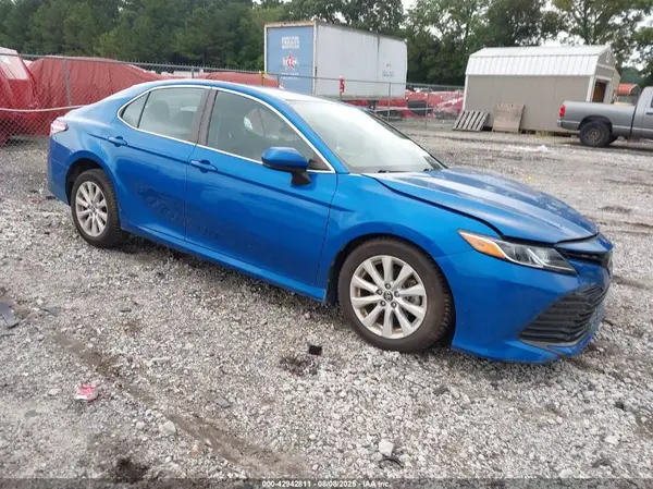 4T1B11HK0KU169637 2019 TOYOTA CAMRY - Image 1