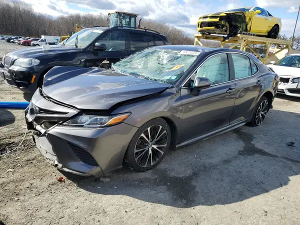 4T1B11HK0KU175096 2019 TOYOTA CAMRY - Image 1