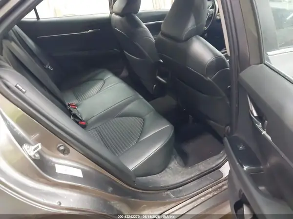 4T1B11HK0KU175647 2019 TOYOTA CAMRY - Image 8