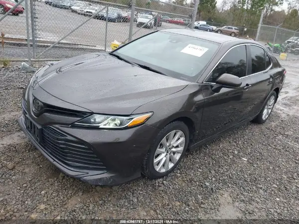 4T1B11HK0KU178953 2019 TOYOTA CAMRY - Image 2