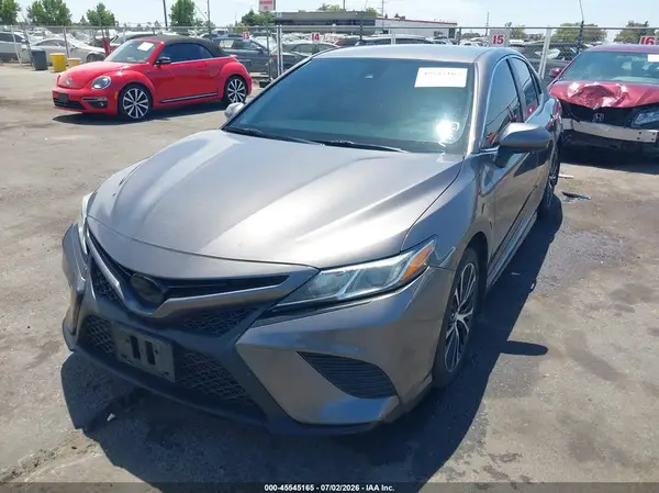 4T1B11HK0KU179181 2019 TOYOTA CAMRY - Image 2