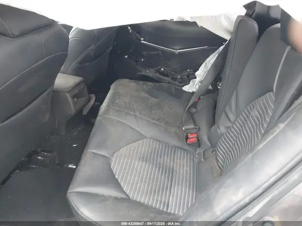 4T1B11HK0KU180394 2019 TOYOTA CAMRY - Image 8