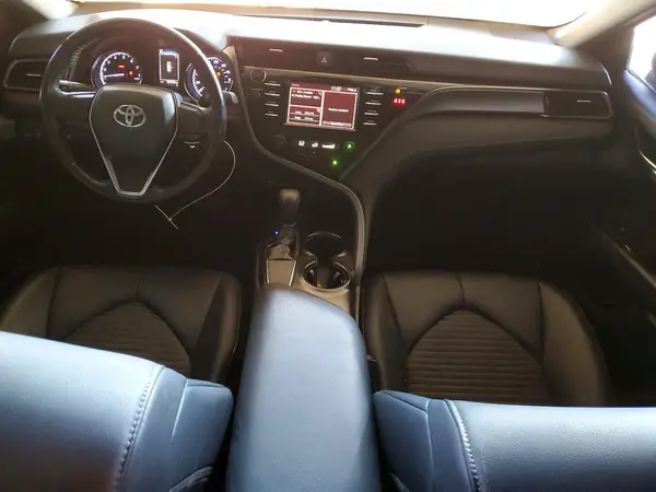 4T1B11HK0KU182937 2019 TOYOTA CAMRY - Image 8