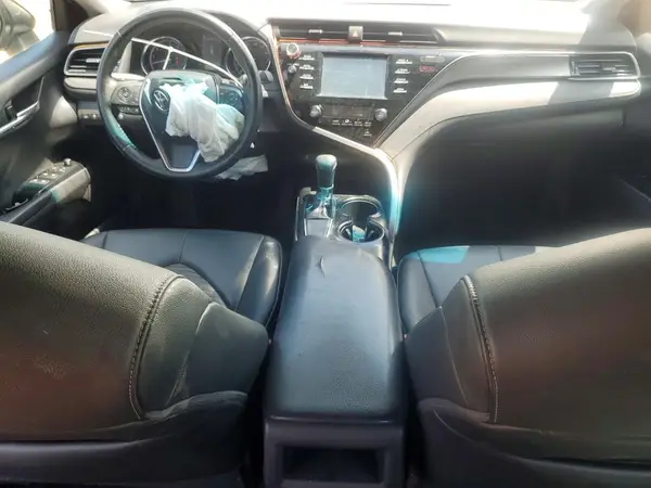 4T1B11HK0KU183277 2019 TOYOTA CAMRY - Image 8