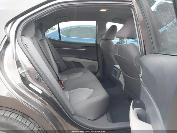4T1B11HK0KU183327 2019 TOYOTA CAMRY - Image 8