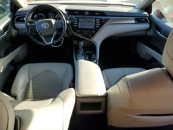 4T1B11HK0KU184039 2019 TOYOTA CAMRY - Image 8