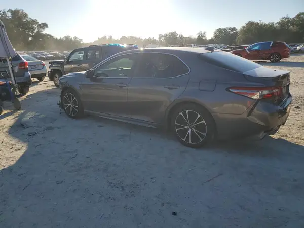 4T1B11HK0KU184235 2019 TOYOTA CAMRY - Image 2