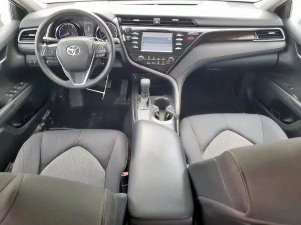 4T1B11HK0KU184848 2019 TOYOTA CAMRY - Image 8