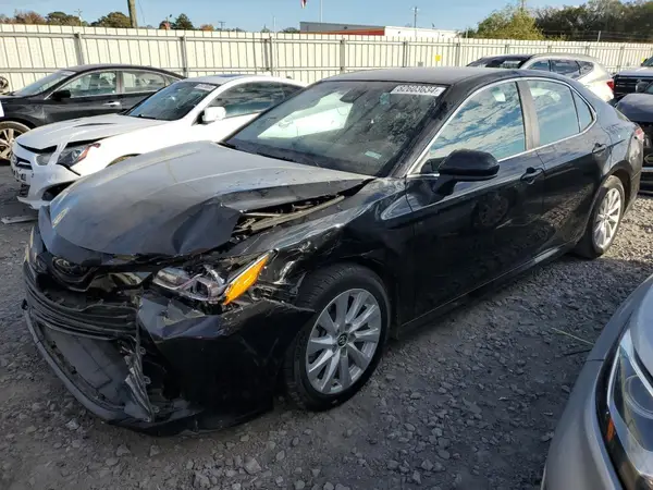 4T1B11HK0KU186499 2019 TOYOTA CAMRY - Image 1