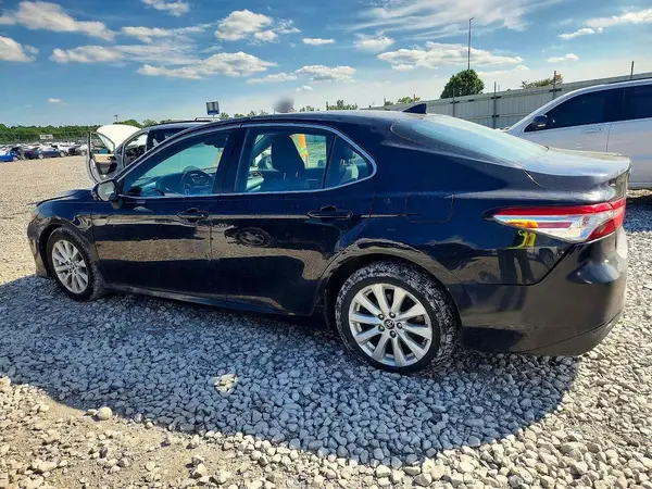 4T1B11HK0KU186616 2019 TOYOTA CAMRY - Image 2
