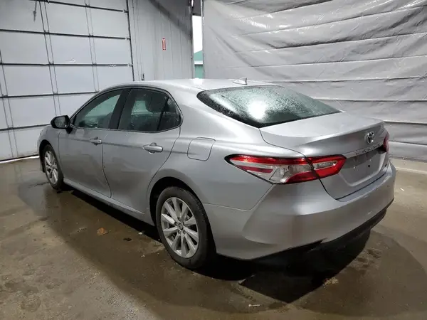 4T1B11HK0KU186969 2019 TOYOTA CAMRY - Image 2
