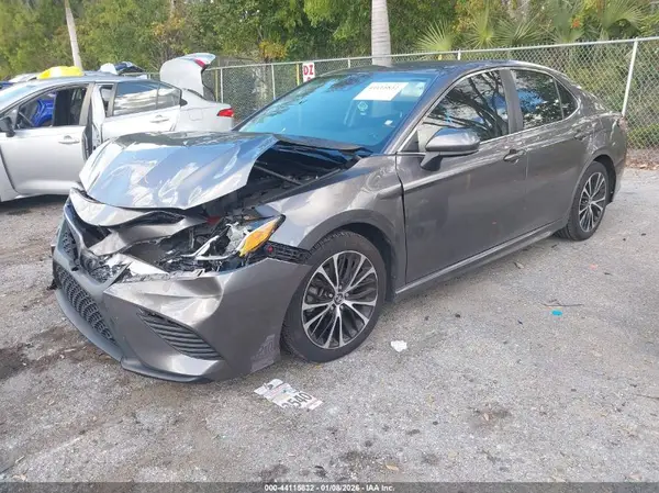 4T1B11HK0KU187863 2019 TOYOTA CAMRY - Image 2