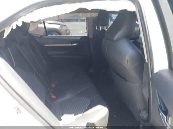 4T1B11HK0KU188947 2019 TOYOTA CAMRY - Image 8