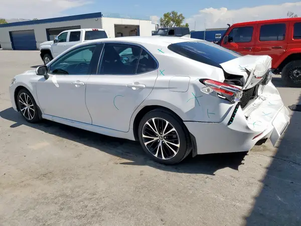 4T1B11HK0KU189712 2019 TOYOTA CAMRY - Image 2