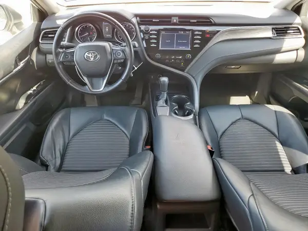 4T1B11HK0KU189712 2019 TOYOTA CAMRY - Image 8