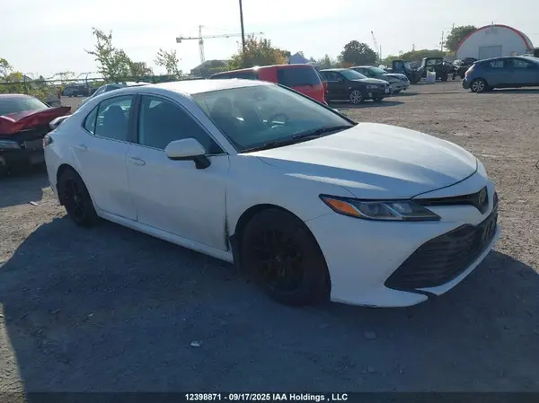 4T1B11HK0KU191301 2019 TOYOTA CAMRY - Image 1
