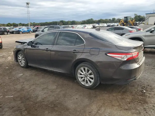 4T1B11HK0KU191976 2019 TOYOTA CAMRY - Image 2