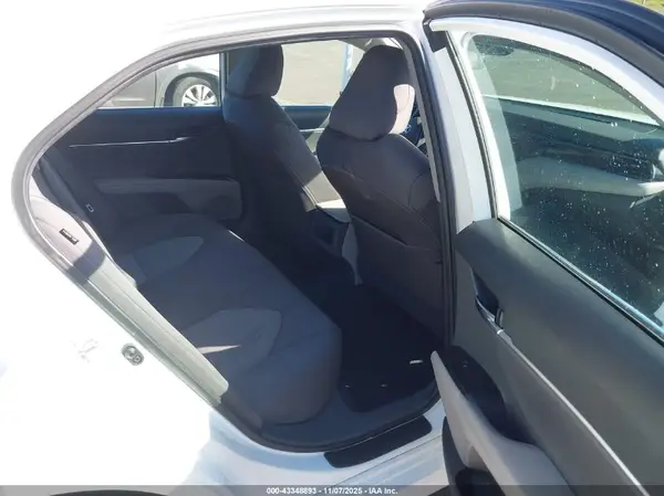 4T1B11HK0KU194747 2019 TOYOTA CAMRY - Image 8