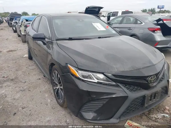 4T1B11HK0KU201034 2019 TOYOTA CAMRY - Image 1