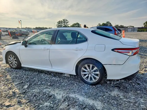 4T1B11HK0KU203673 2019 TOYOTA CAMRY - Image 2