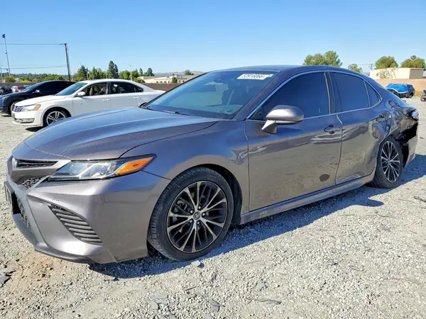 4T1B11HK0KU204516 2019 TOYOTA CAMRY - Image 1