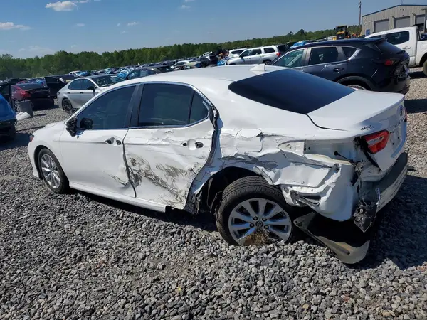 4T1B11HK0KU208632 2019 TOYOTA CAMRY - Image 2