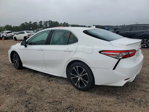 4T1B11HK0KU210543 2019 TOYOTA CAMRY - Image 2