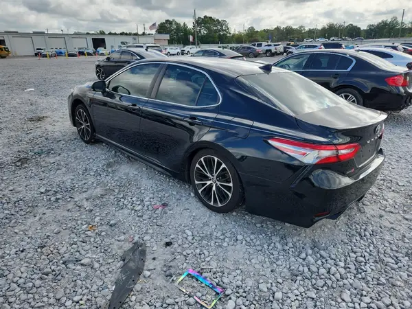 4T1B11HK0KU211126 2019 TOYOTA CAMRY - Image 2
