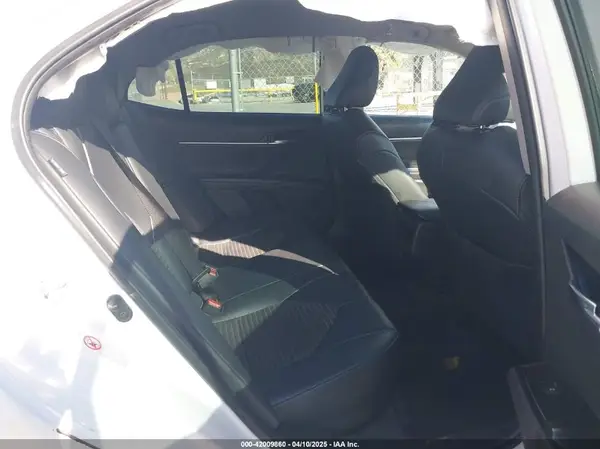 4T1B11HK0KU212017 2019 TOYOTA CAMRY - Image 8