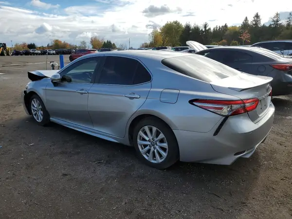 4T1B11HK0KU214270 2019 TOYOTA CAMRY - Image 2