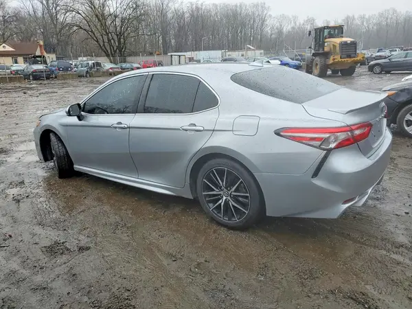 4T1B11HK0KU215838 2019 TOYOTA CAMRY - Image 2