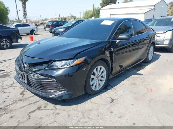 4T1B11HK0KU216603 2019 TOYOTA CAMRY - Image 2