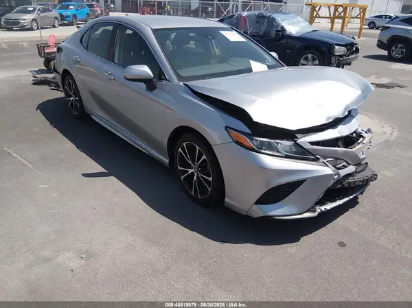 4T1B11HK0KU216777 2019 TOYOTA CAMRY - Image 1