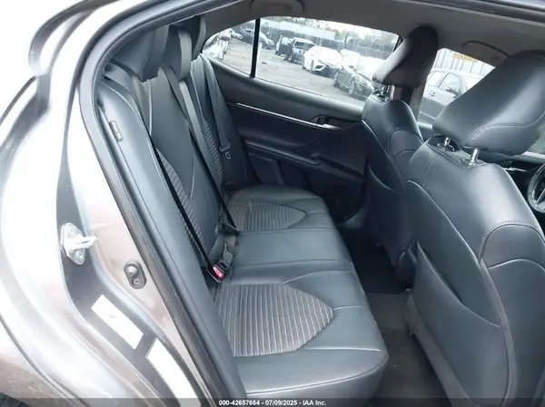 4T1B11HK0KU217556 2019 TOYOTA CAMRY - Image 8