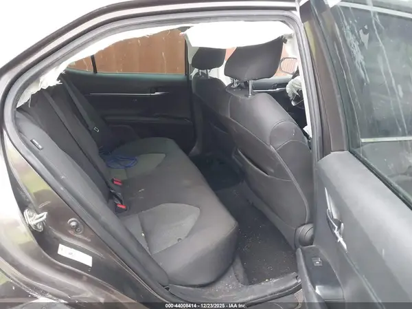 4T1B11HK0KU220750 2019 TOYOTA CAMRY - Image 8