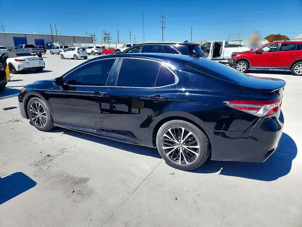 4T1B11HK0KU224071 2019 TOYOTA CAMRY - Image 2