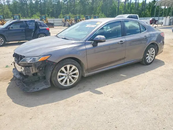 4T1B11HK0KU228363 2019 TOYOTA CAMRY - Image 1