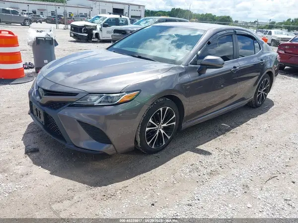 4T1B11HK0KU231795 2019 TOYOTA CAMRY - Image 2